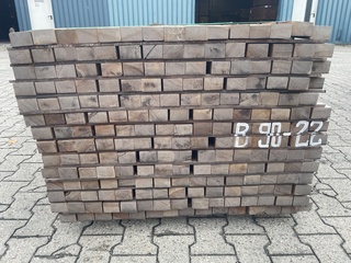 Ca. 92x Massaranduba Regels Fijnbezaagd, 40x60mm, lengte 6/200cm, 86/2